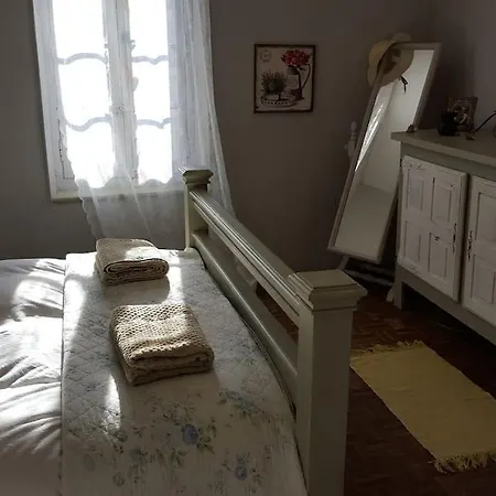 Ceps Sleeps 6 With Free Wifi Near The River * Roquebrun