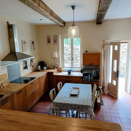 Ceps Sleeps 6 With Free Wifi Near The River Roquebrun