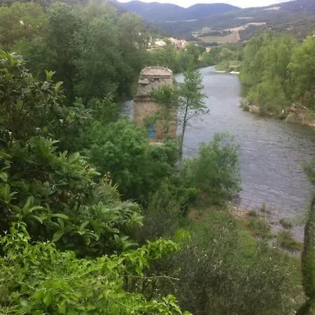 Ceps Sleeps 6 With Free Wifi Near The River Prázdninový dům *