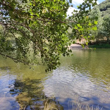 Ceps Sleeps 6 With Free Wifi Near The River * Roquebrun