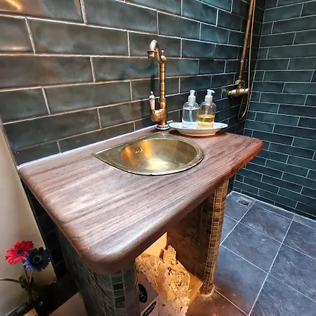 Prázdninový dům Ceps Sleeps 6 With Free Wifi Near The River Roquebrun
