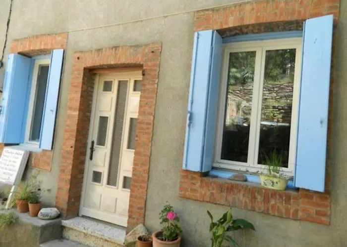Ceps Sleeps 6 With Free Wifi Near The River *
